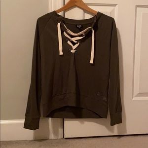 cute cropped type shirt